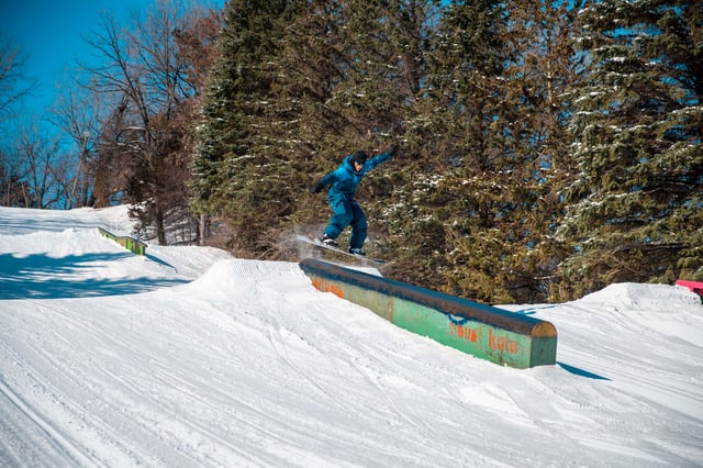 Snowboard-Mount-Kato-3-1.jpg