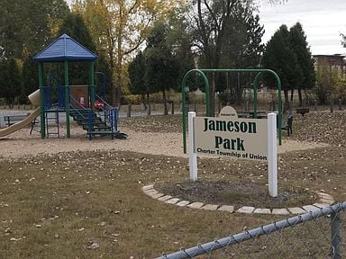 Jameson Park2