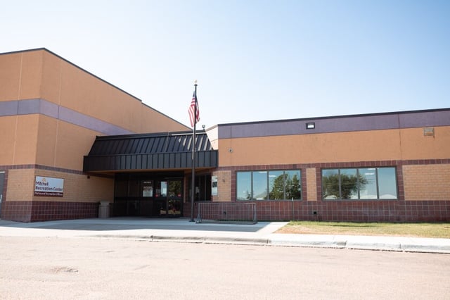Mitchell Rec Center entrance.jpg
