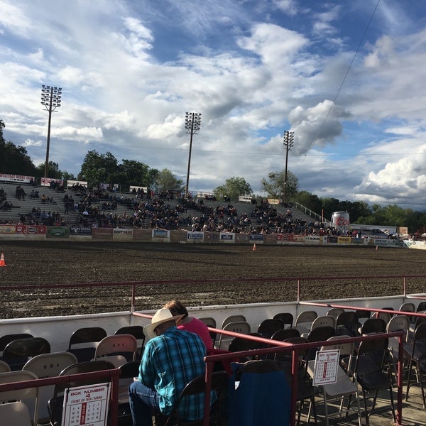 Redding Rodeo Grounds 4