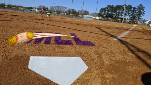 MLL_Field_Chalk
