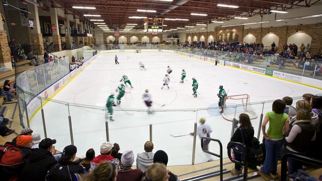 04_Duluth-Heritage-Sports-Center-Hockey-Arena-Action-shot-of-Game-Shot-from-Goal-End-1920x1080