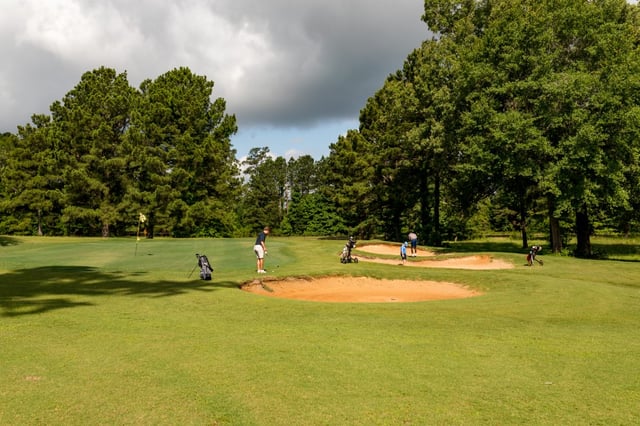 Crooked Hollow Golf Club 3