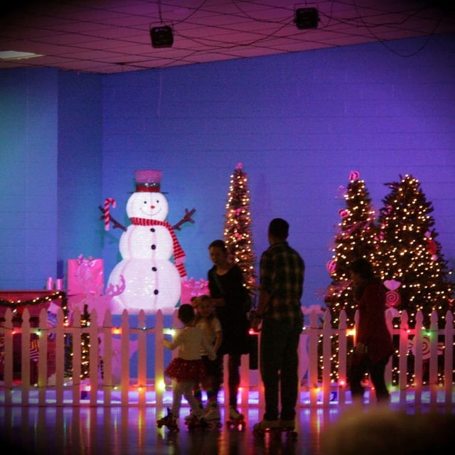 Roller Time Family Skate Center5