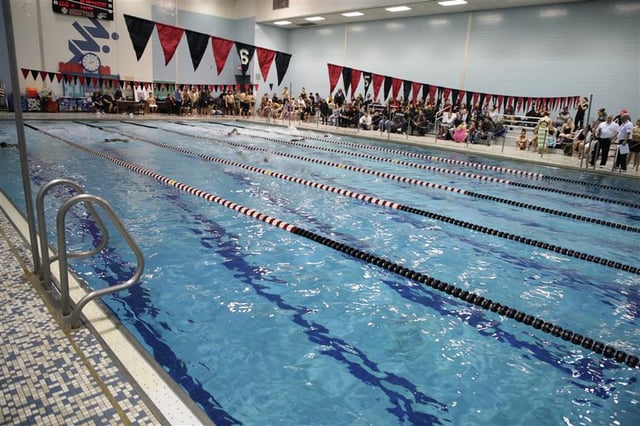 thomas g dunn center pool