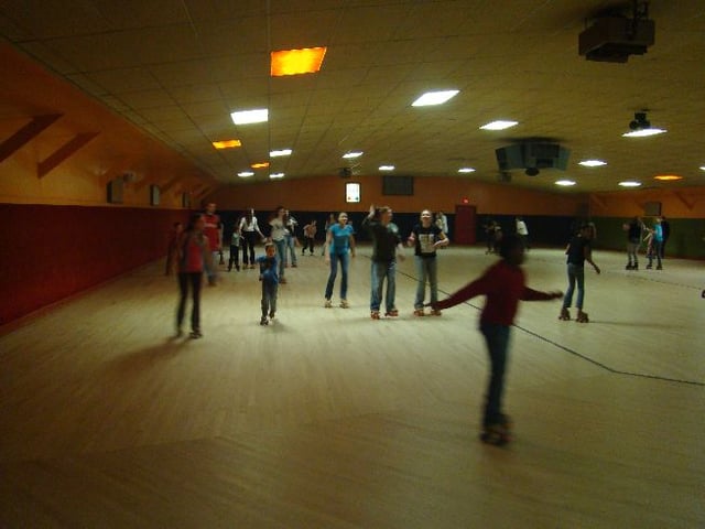 Skate A While Roller Rink11