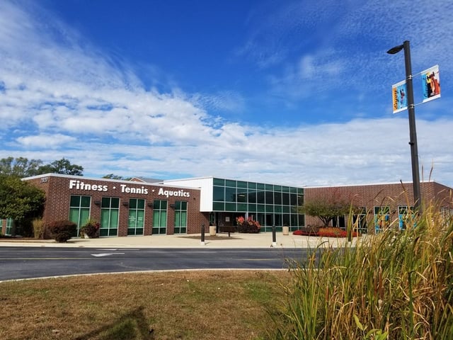 H-F Racquet Fitness75196250_10157392525240490_2346225051939897344_o