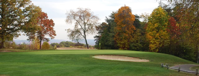hanging rock golf club 3