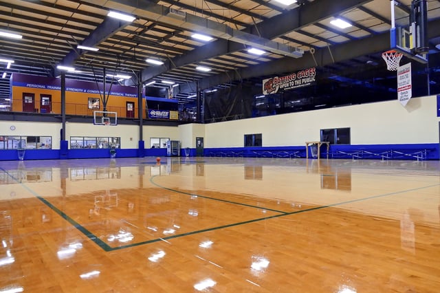 Hardwood Courts 