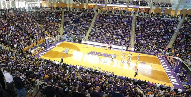 McLeod Center vs North Carolina-2015-3