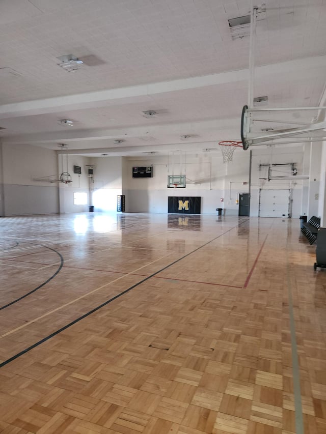 Corn Palace armory.jpg