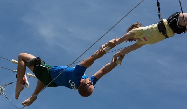 Circus Harmony Flying Trapeze Center5
