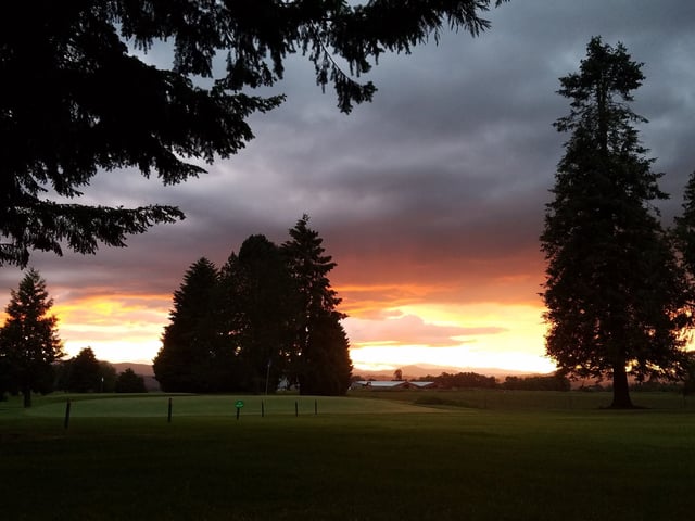 Sunset Grove Golf Course8