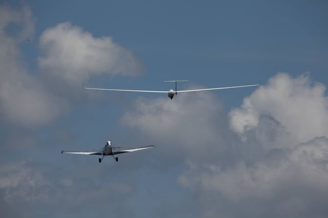 Bermuda High Soaring School 1