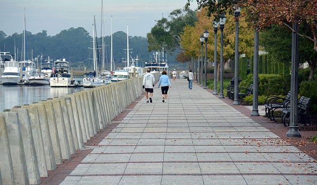 Henry C. Chambers Waterfront Park - paved pathway2