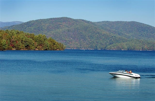 Jocassee Outdoor Center
