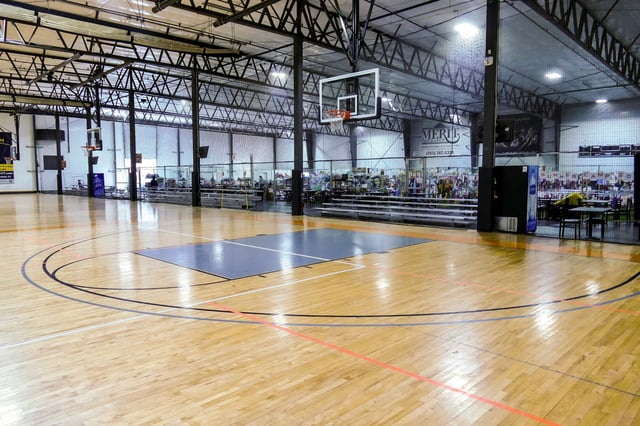 Insports Centers