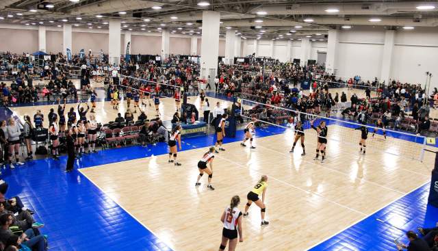 Volleyball at SPCC.jpg