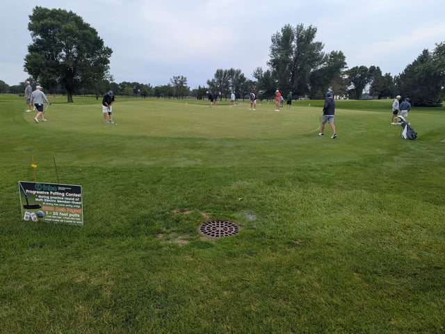 Lakeview Golf Course practice green.jpg