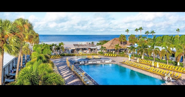 Postcard Inn on the Beach 2