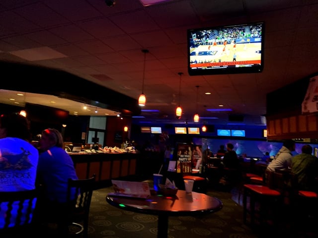 AMF Sunset Lanes (6)