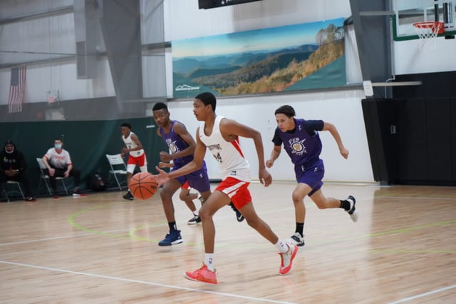 horizons edge basketball players.jpeg