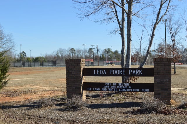 Leda Poore Park4