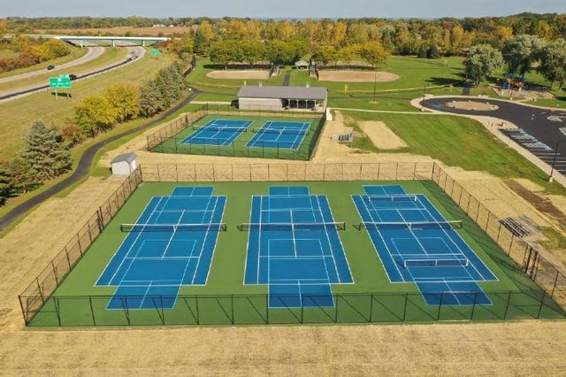 Fabens pickleball.jpg