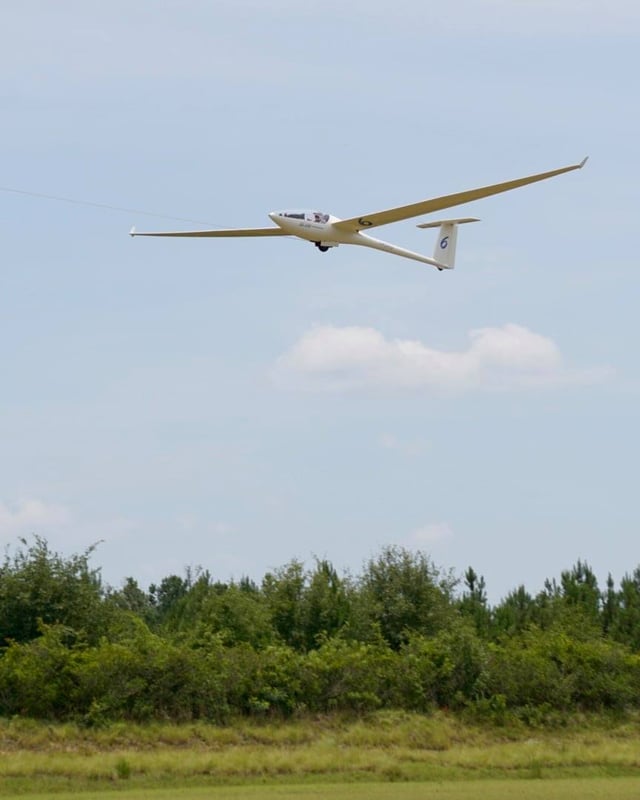 Bermuda High Soaring School 2
