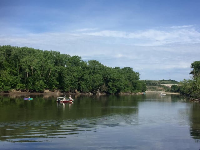 Tuttle Creek River Pond 7