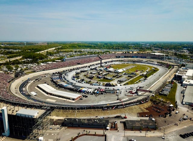 Dover International Speedway 2.jpg