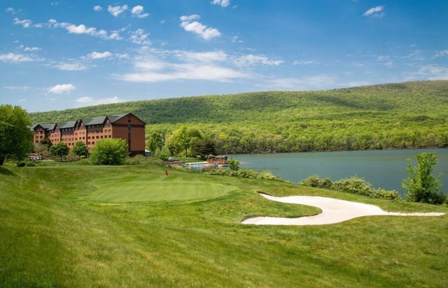 golfadvisor.brightspotcdn