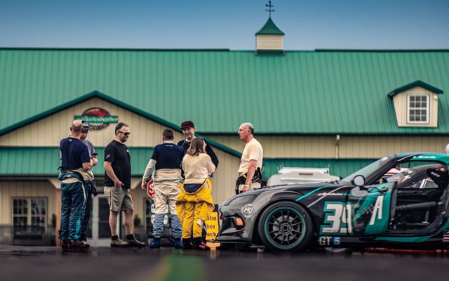 Autobahn Country Club