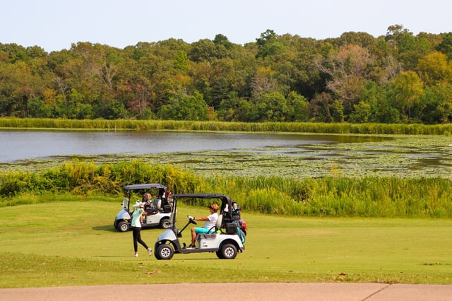 Cascades Country Club9