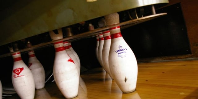 Lyn Lee Lanes Bowling3