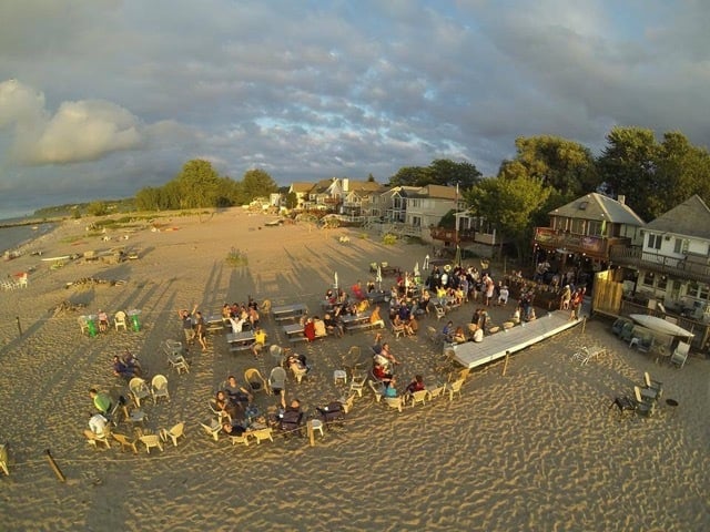 Marge's Lakeside Inn