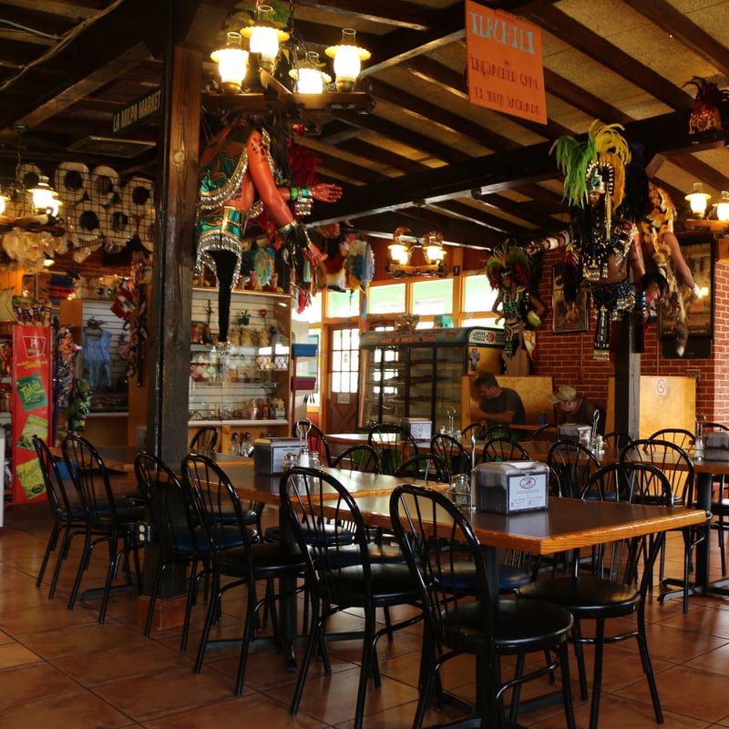 La Milpa Mexican Restaurant & Market