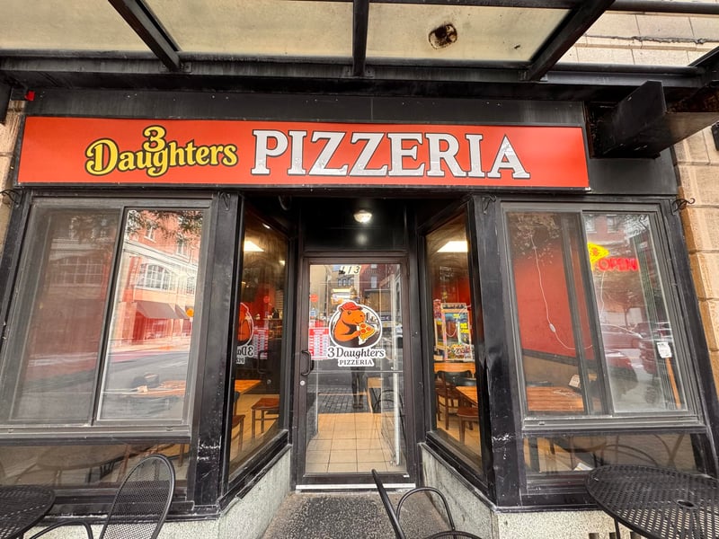 3 Daughters Pizzeria