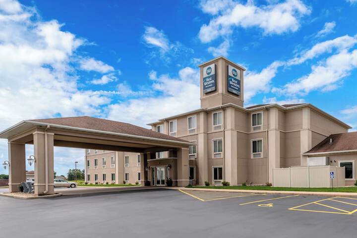 Best Western Legacy Inn & Suites Beloit-South Beloit