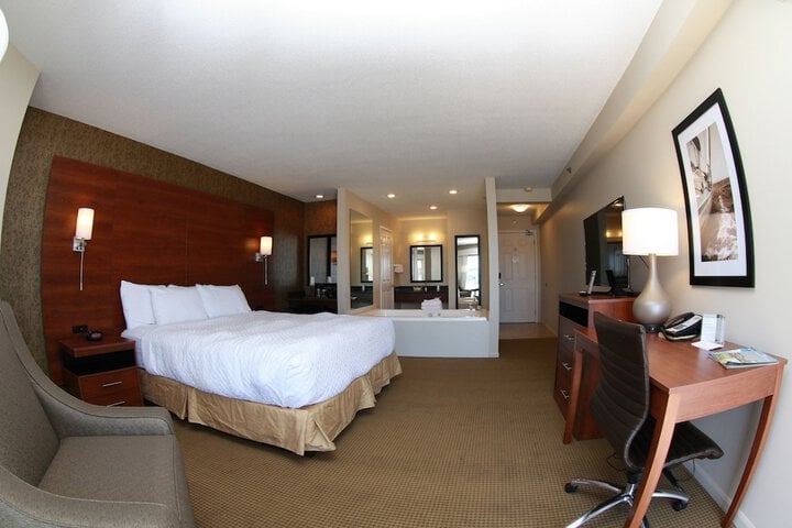 Budget Host Inn & Suites