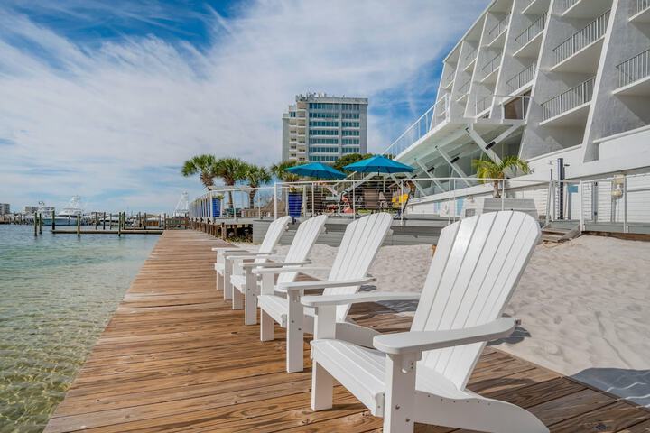 Inn on Destin Harbor, an Ascend Collection Hotel