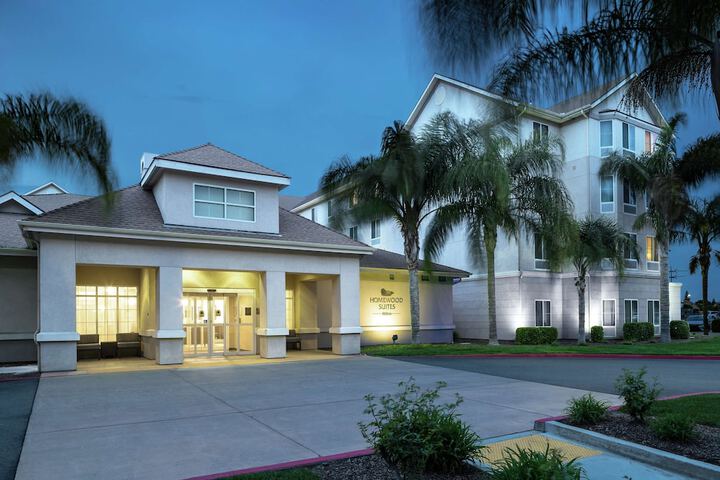 Homewood Suites by Hilton Fresno Airport/Clovis, CA