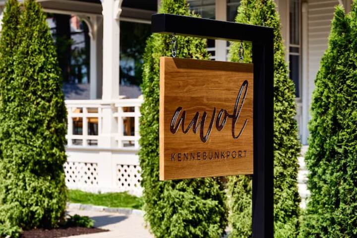 AWOL Kennebunkport
