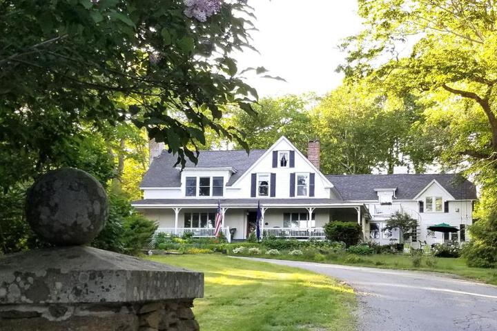 Timbercliffe Cottage Ocean View Inn