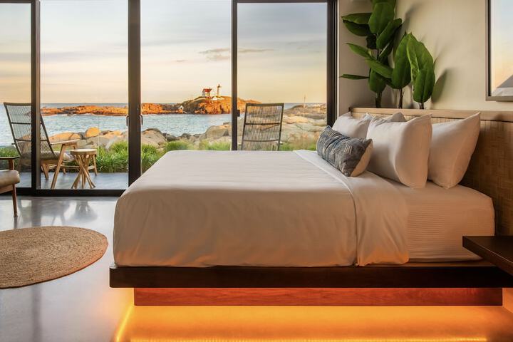 The Viewpoint Hotel
