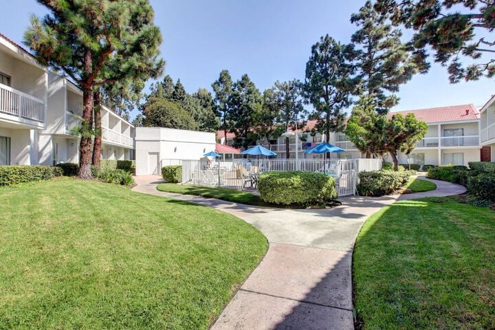 Motel 6 Santa Ana, CA - Irvine - Orange County Airport