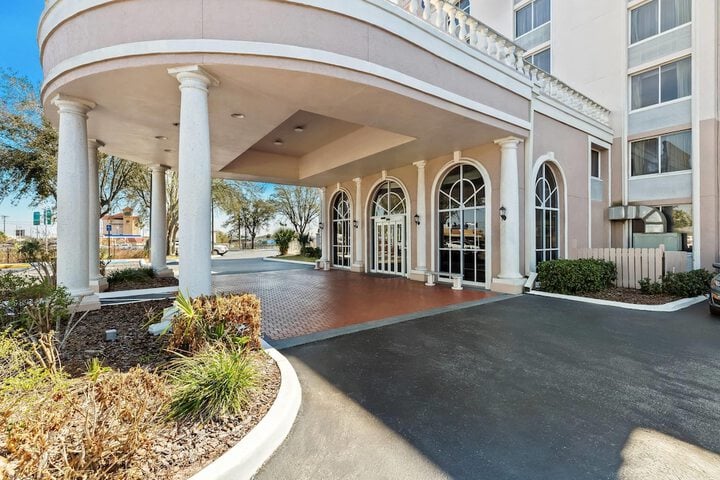 Comfort Inn & Suites Lakeland North I-4