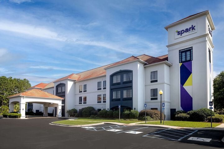 Spark by Hilton Savannah Airport