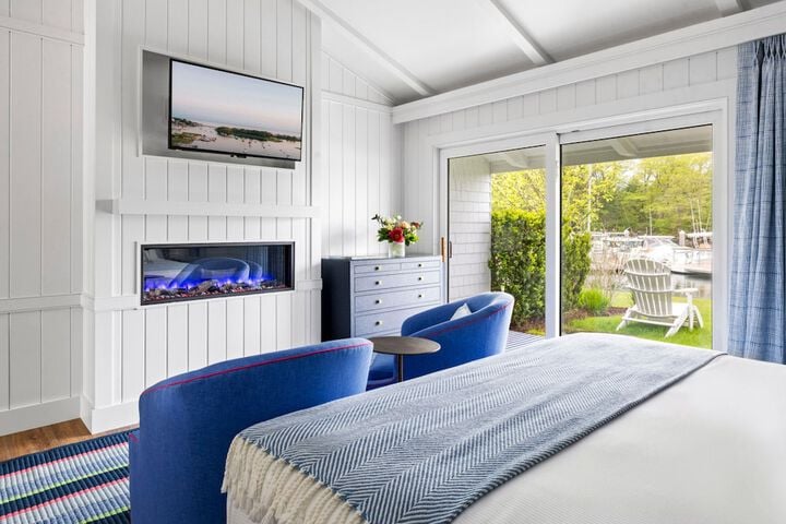 Yachtsman Hotel & Marina Club