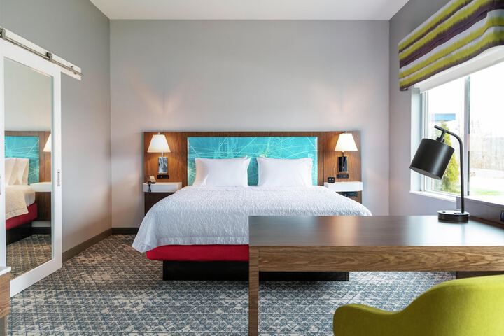 Hampton Inn & Suites Ypsilanti